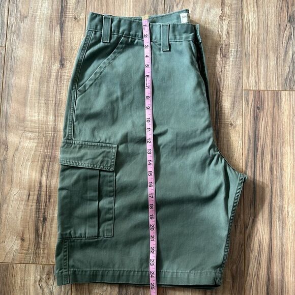 Levi’s Vintage SilverTab Khaki Cargo Green Shorts Size 42 - Picture 8 of 8
